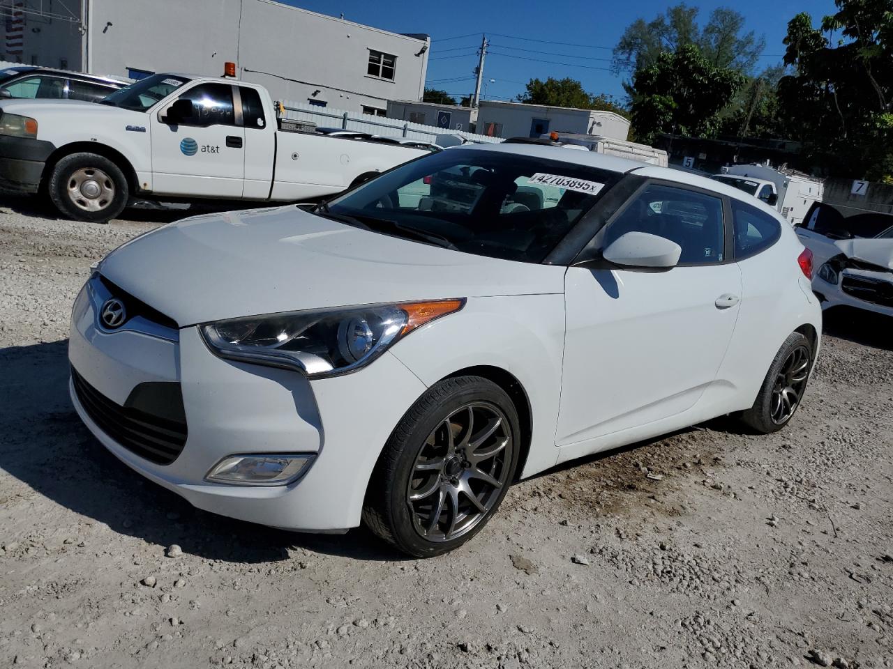 HYUNDAI VELOSTER 2017