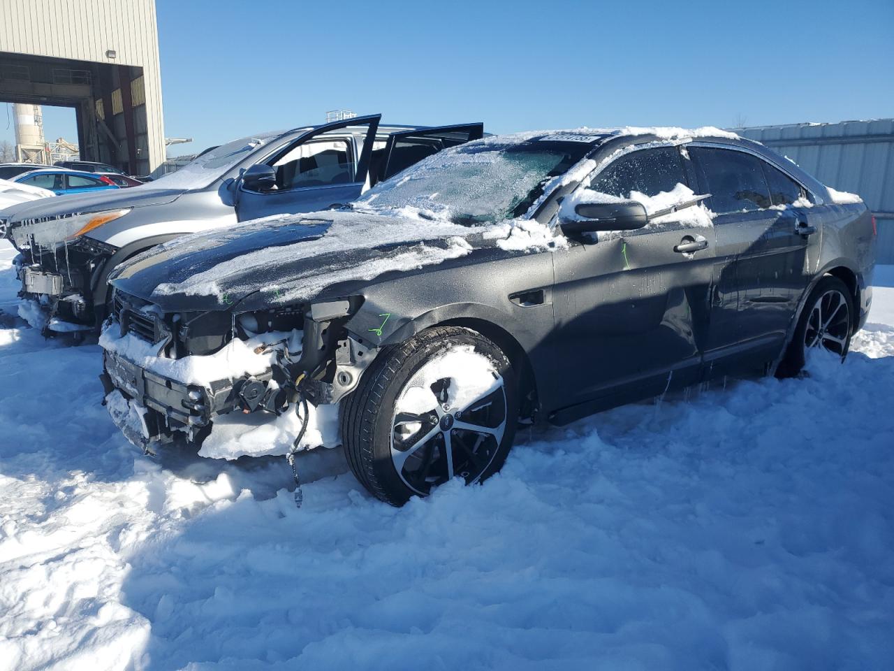 FORD TAURUS SEL 2016