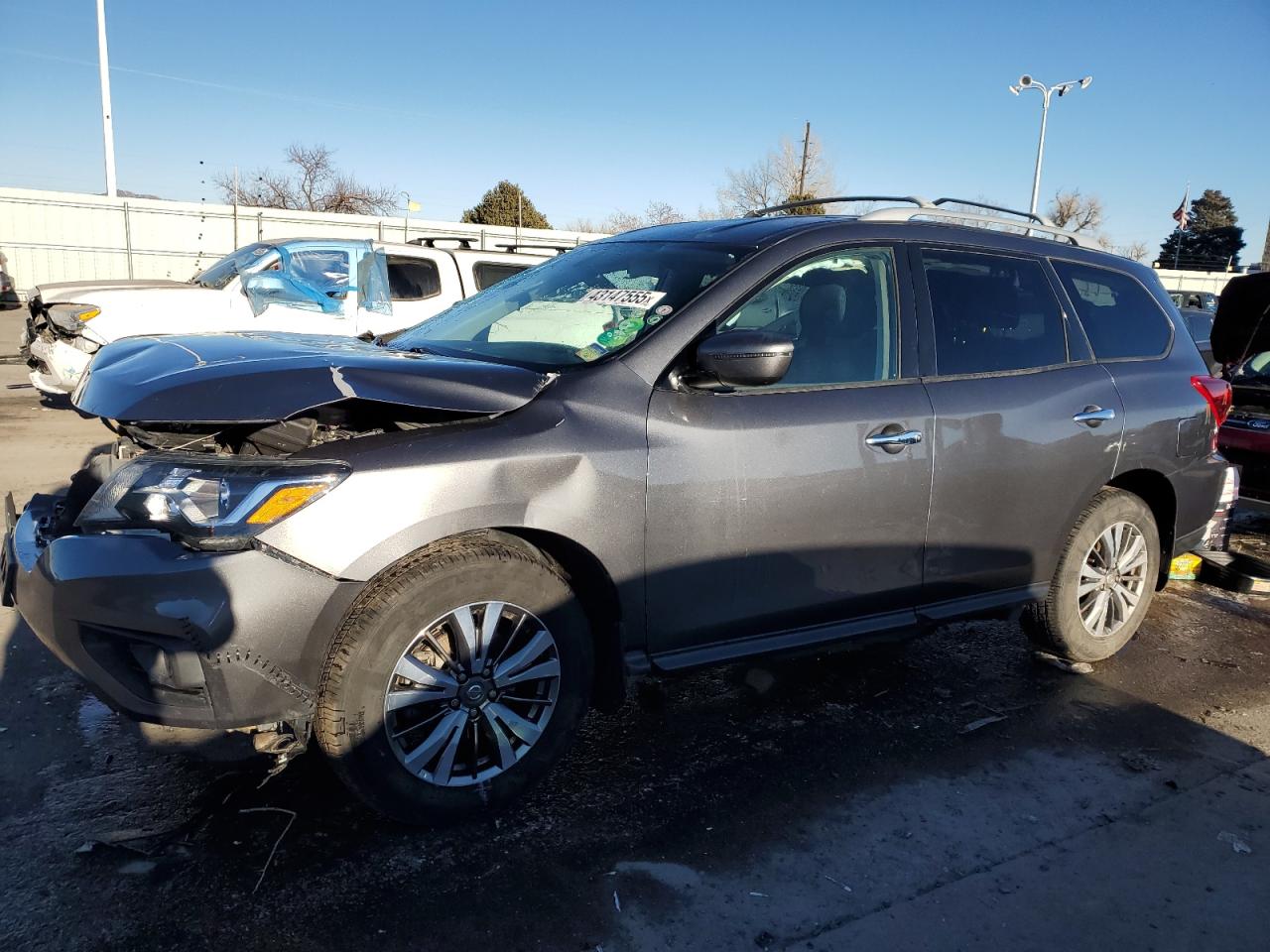 NISSAN PATHFINDER 2018