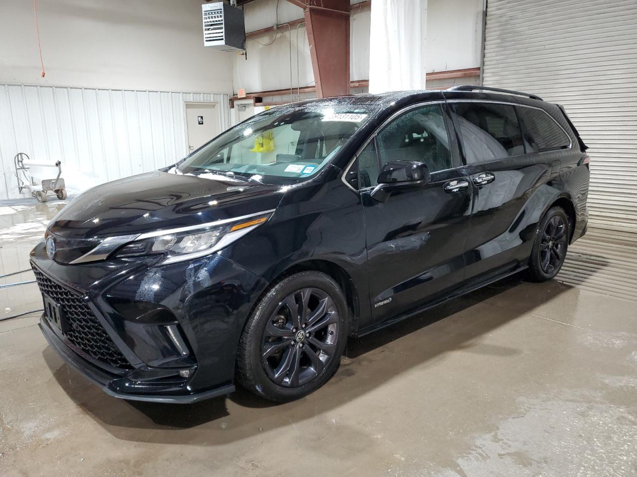TOYOTA SIENNA XSE 2021