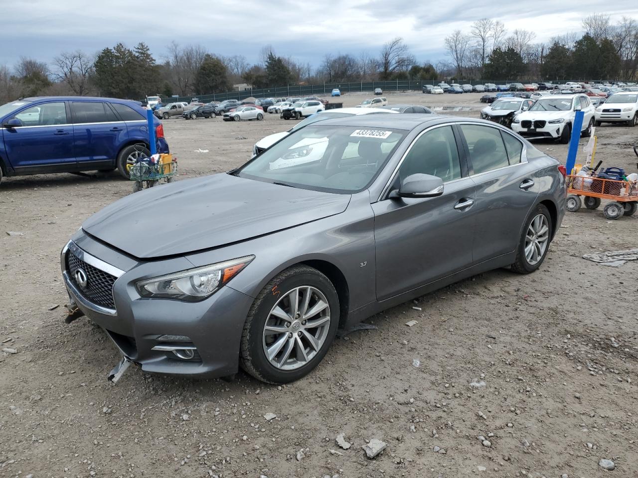 INFINITI Q50 BASE 2015
