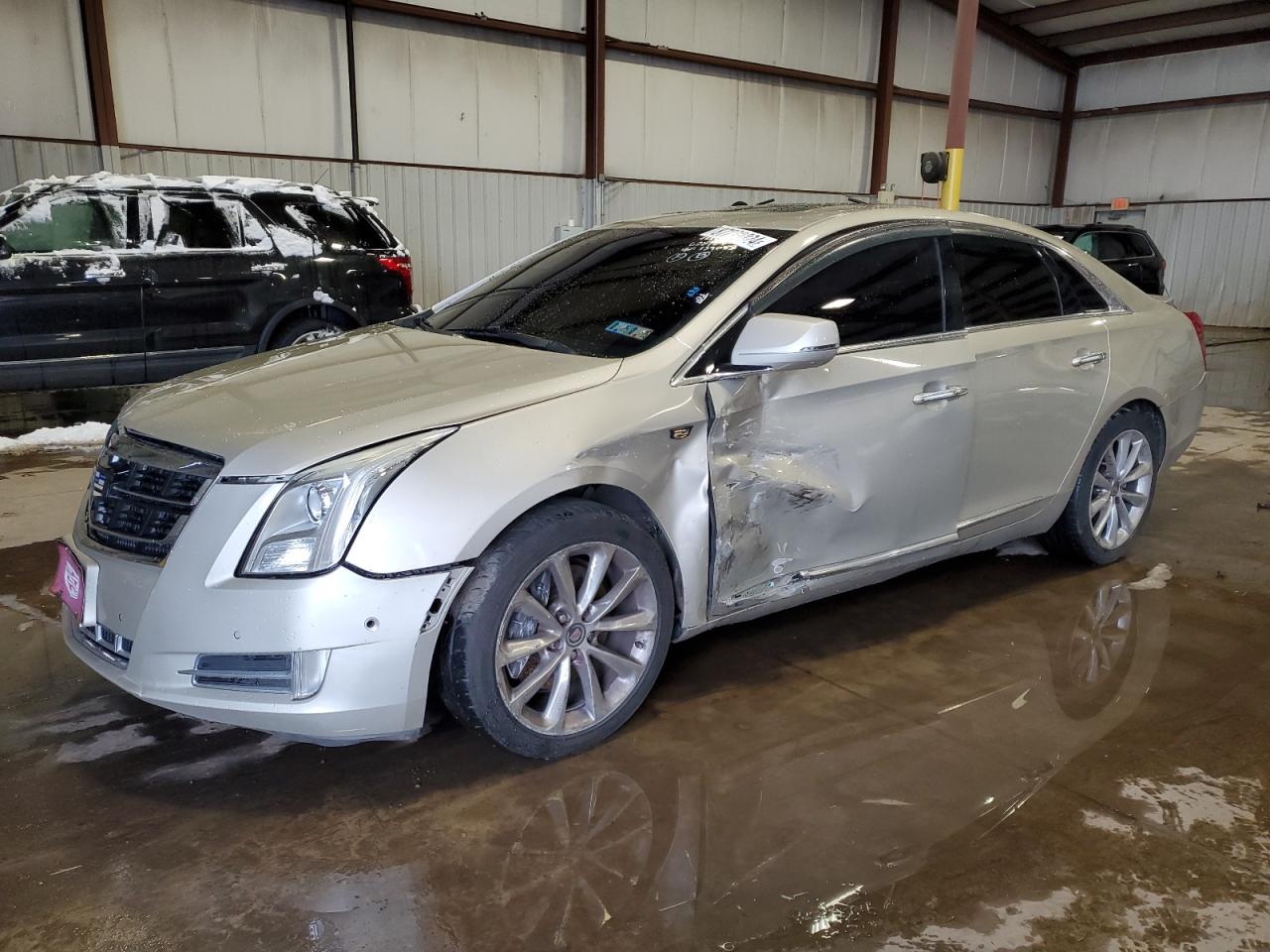 CADILLAC XTS LUXURY 2013