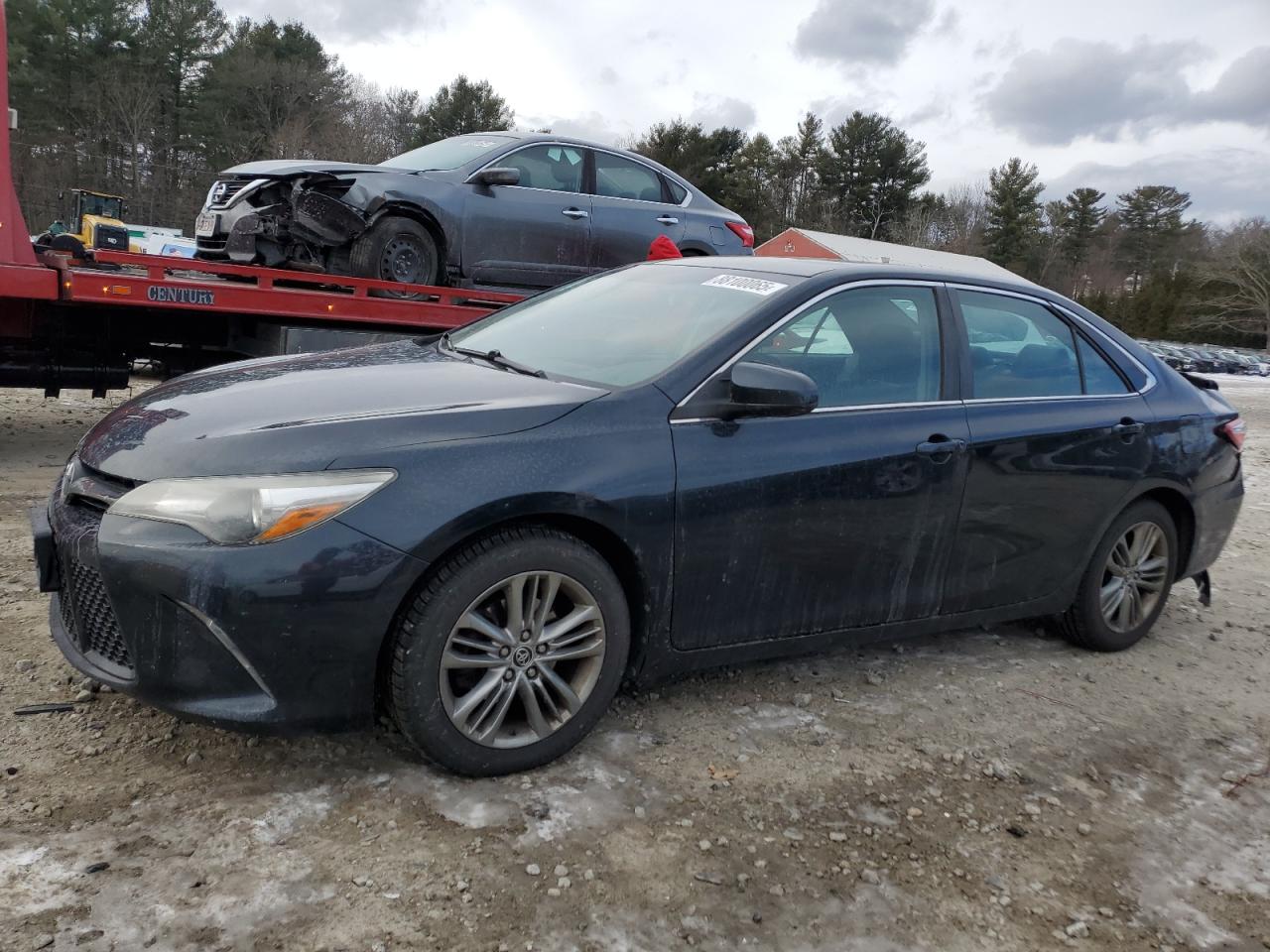 TOYOTA CAMRY LE 2015