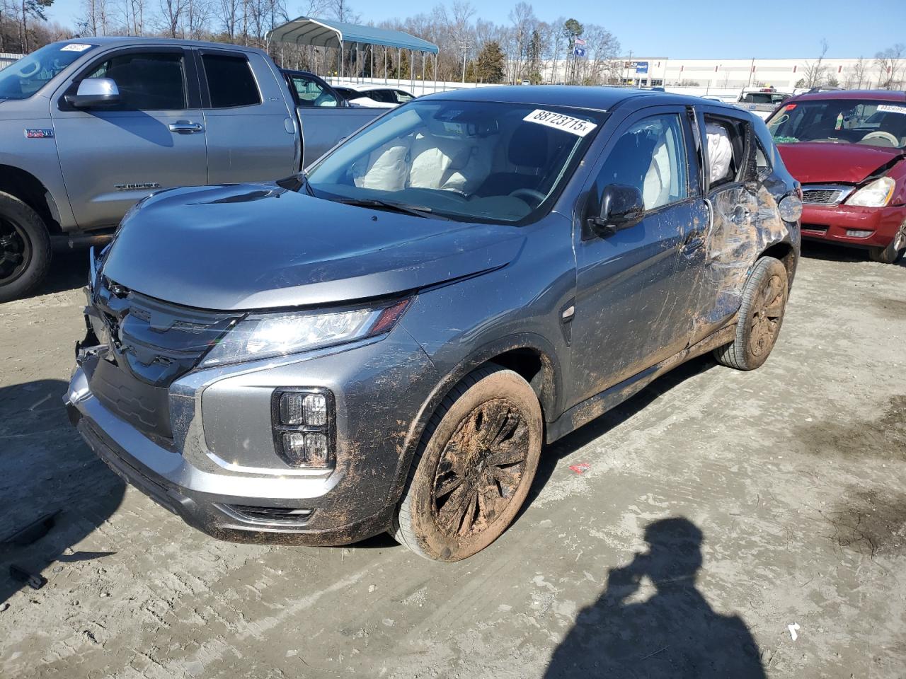 MITSUBISHI OUTLANDER 2024