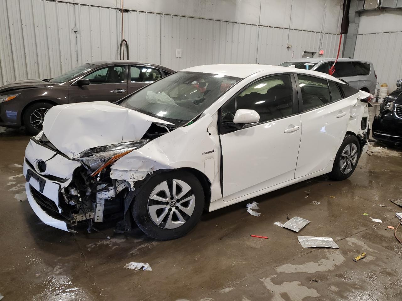 TOYOTA PRIUS 2018