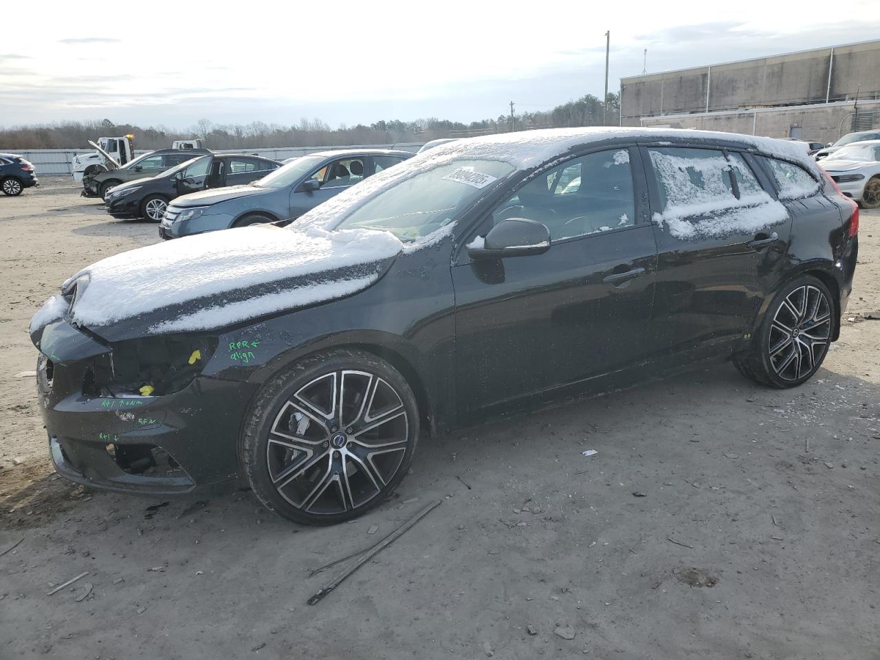 VOLVO V60 POLEST 2018