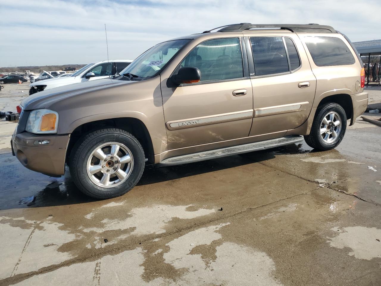 GMC ENVOY XL 2003