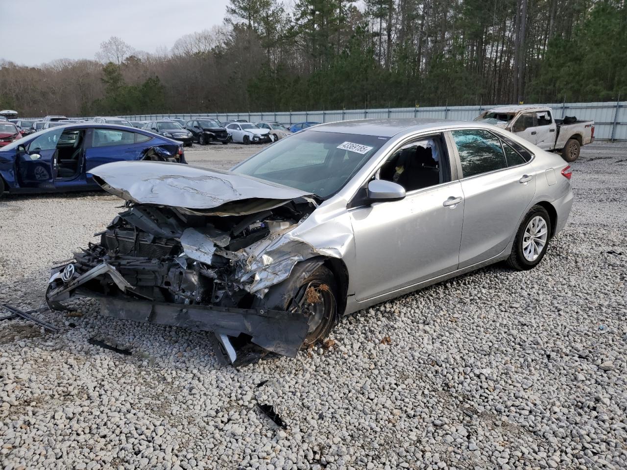 TOYOTA CAMRY LE 2015