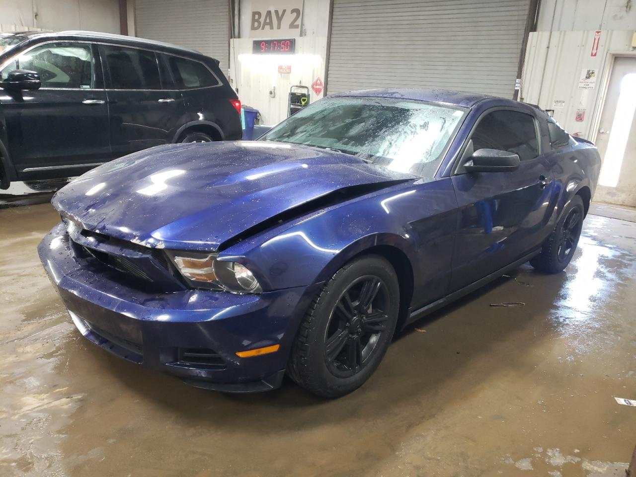 FORD MUSTANG 2010