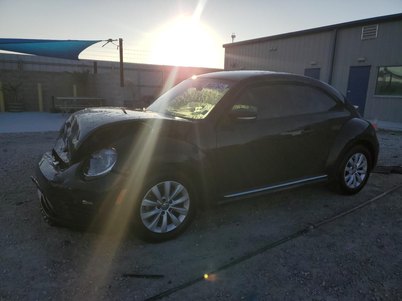 VOLKSWAGEN BEETLE S 2019