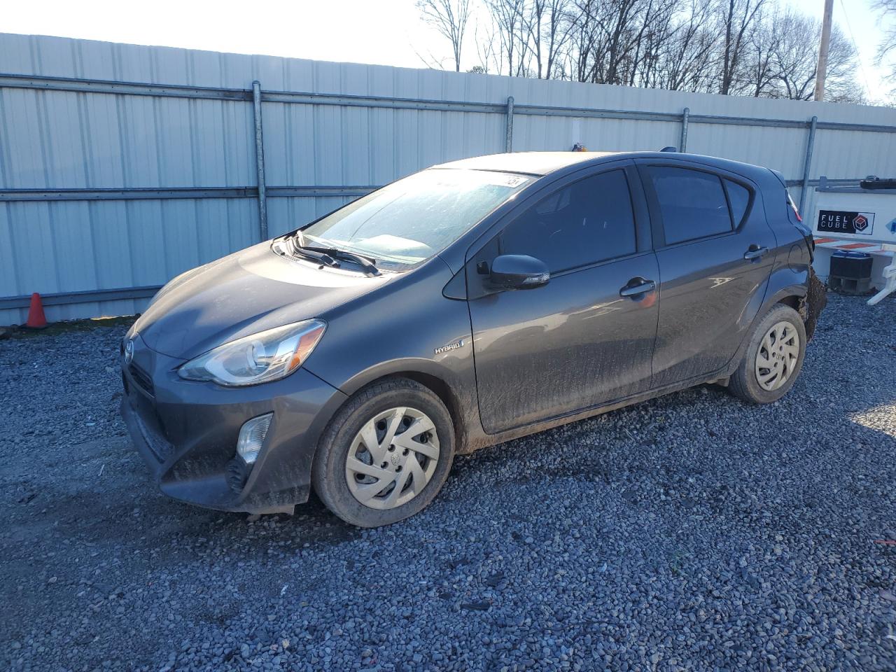 TOYOTA PRIUS C 2015