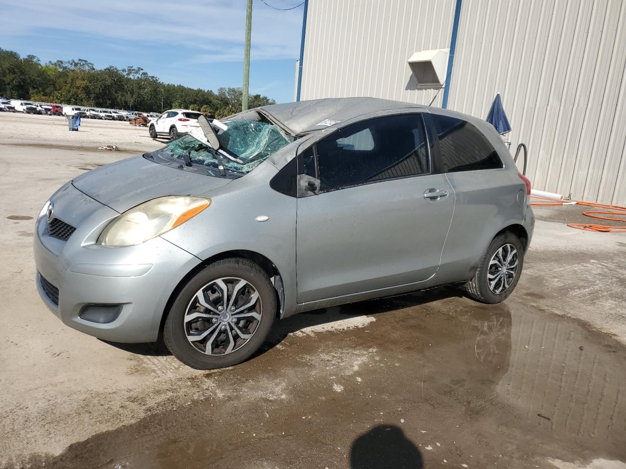 TOYOTA YARIS 2009