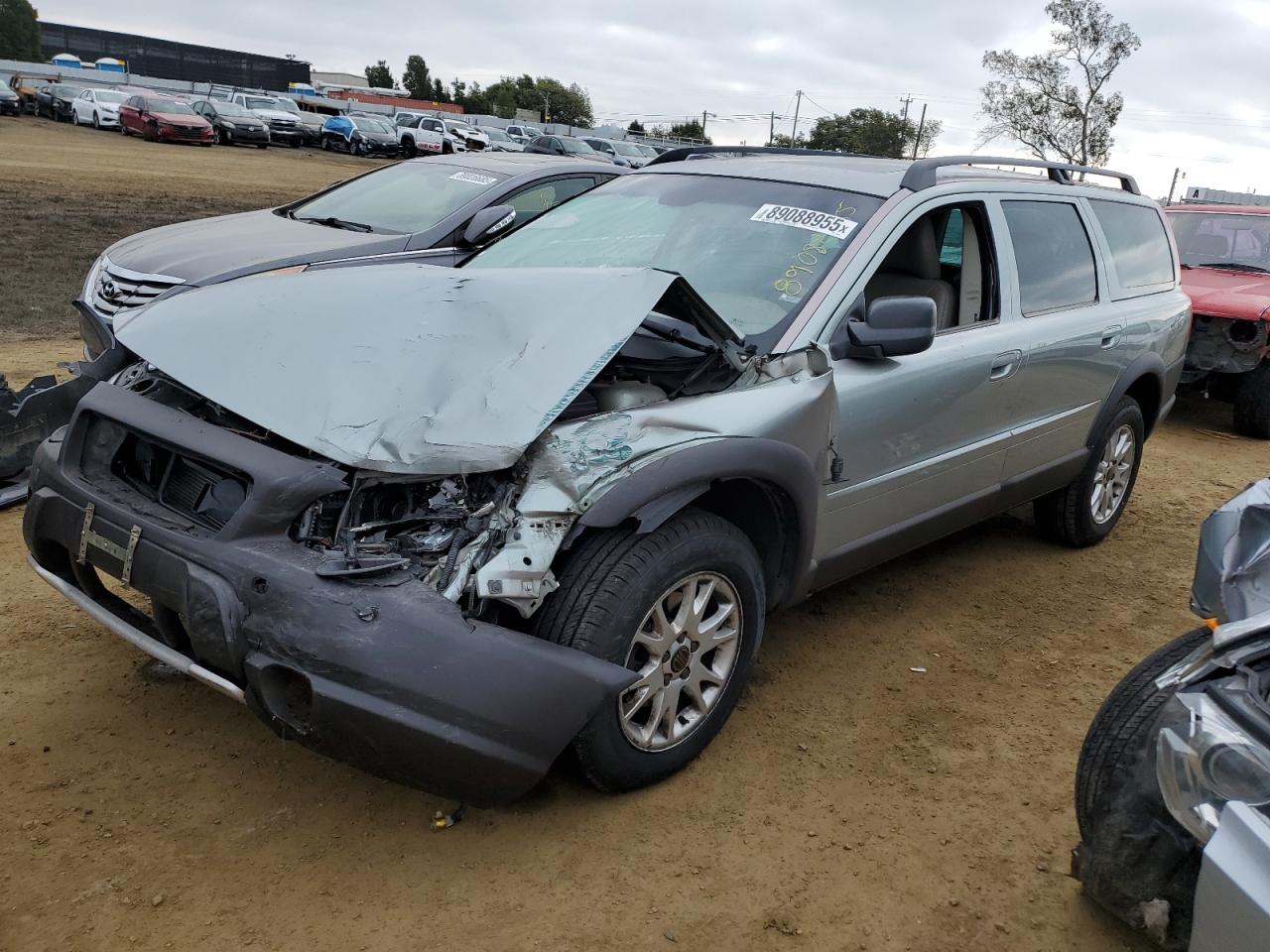 VOLVO XC70 2004