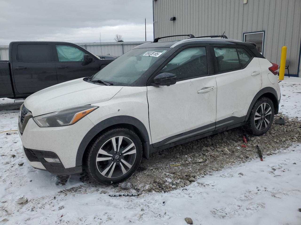 NISSAN KICKS S 2019