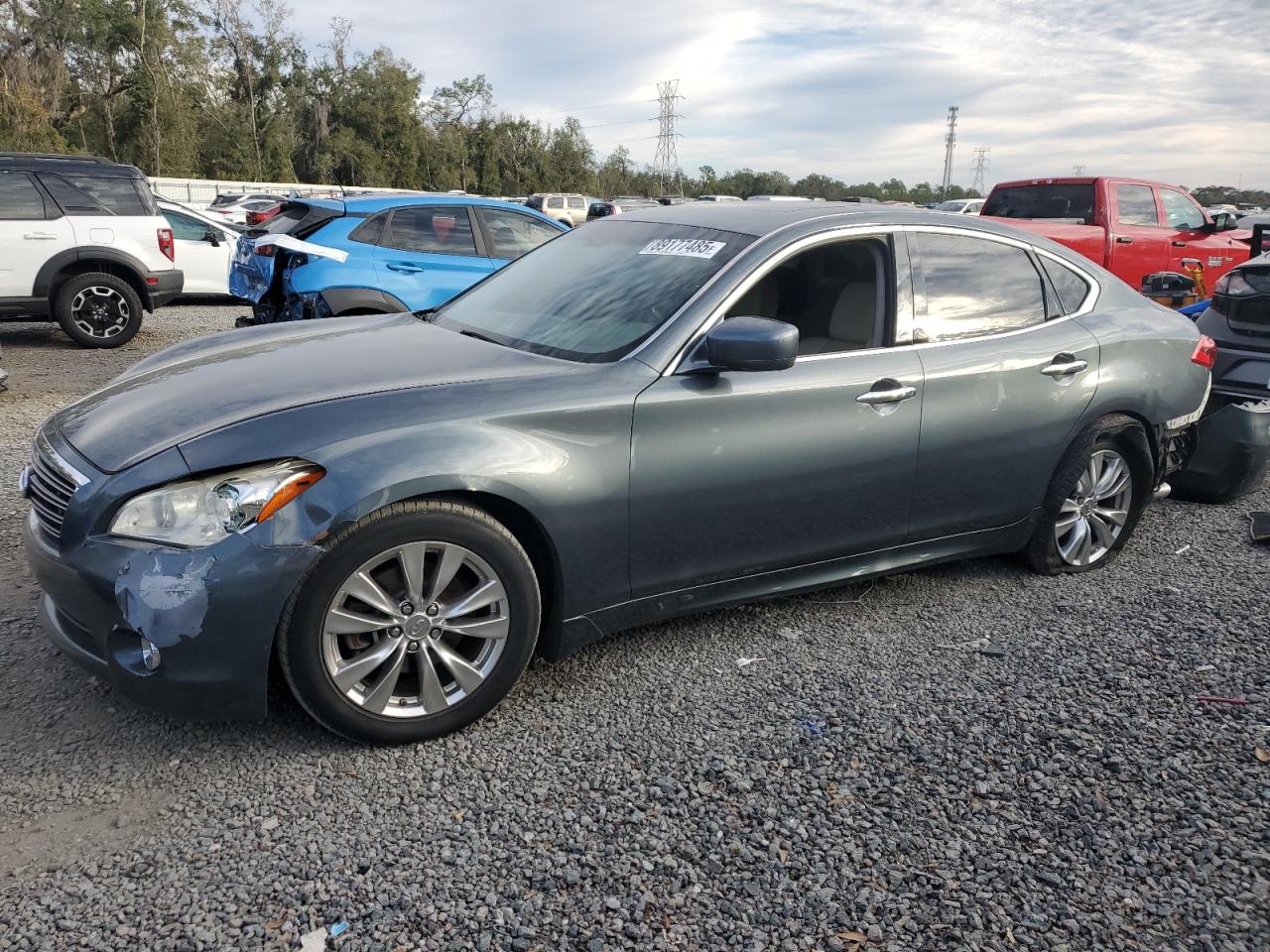 INFINITI M37 2012