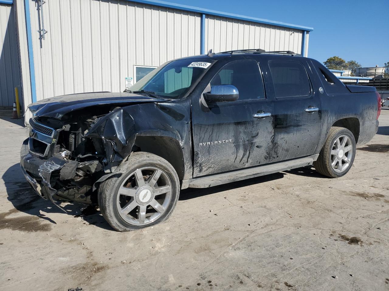 CHEVROLET AVALANCHE 2013
