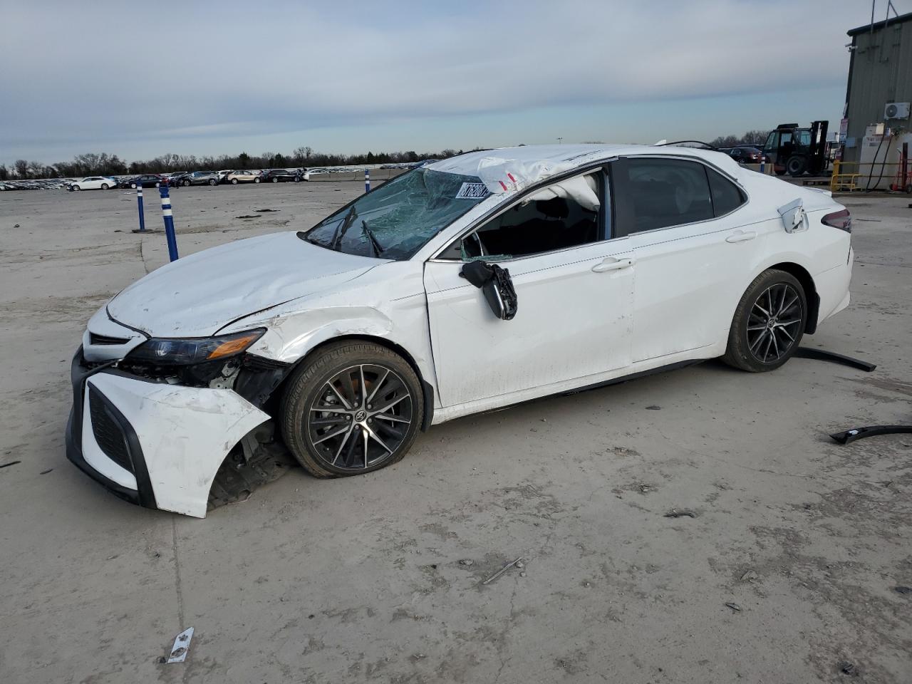 TOYOTA CAMRY SE N 2024