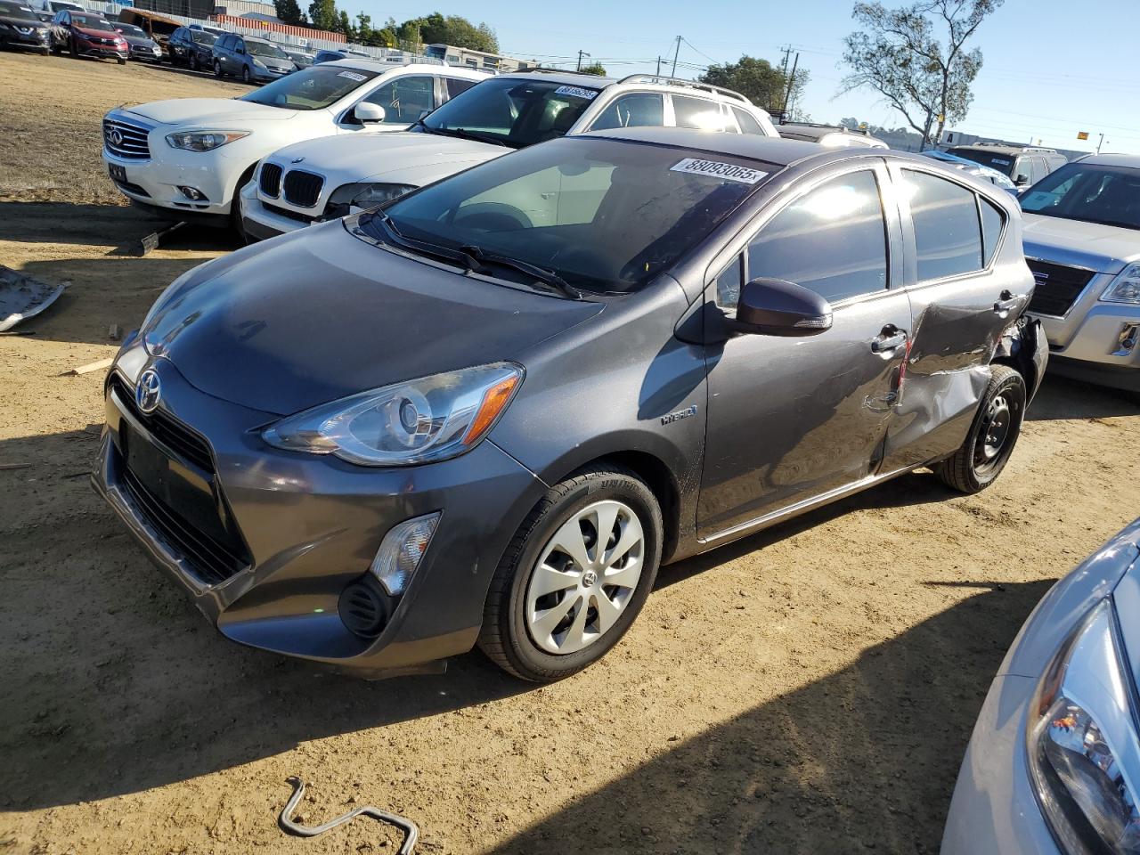 TOYOTA PRIUS C 2015
