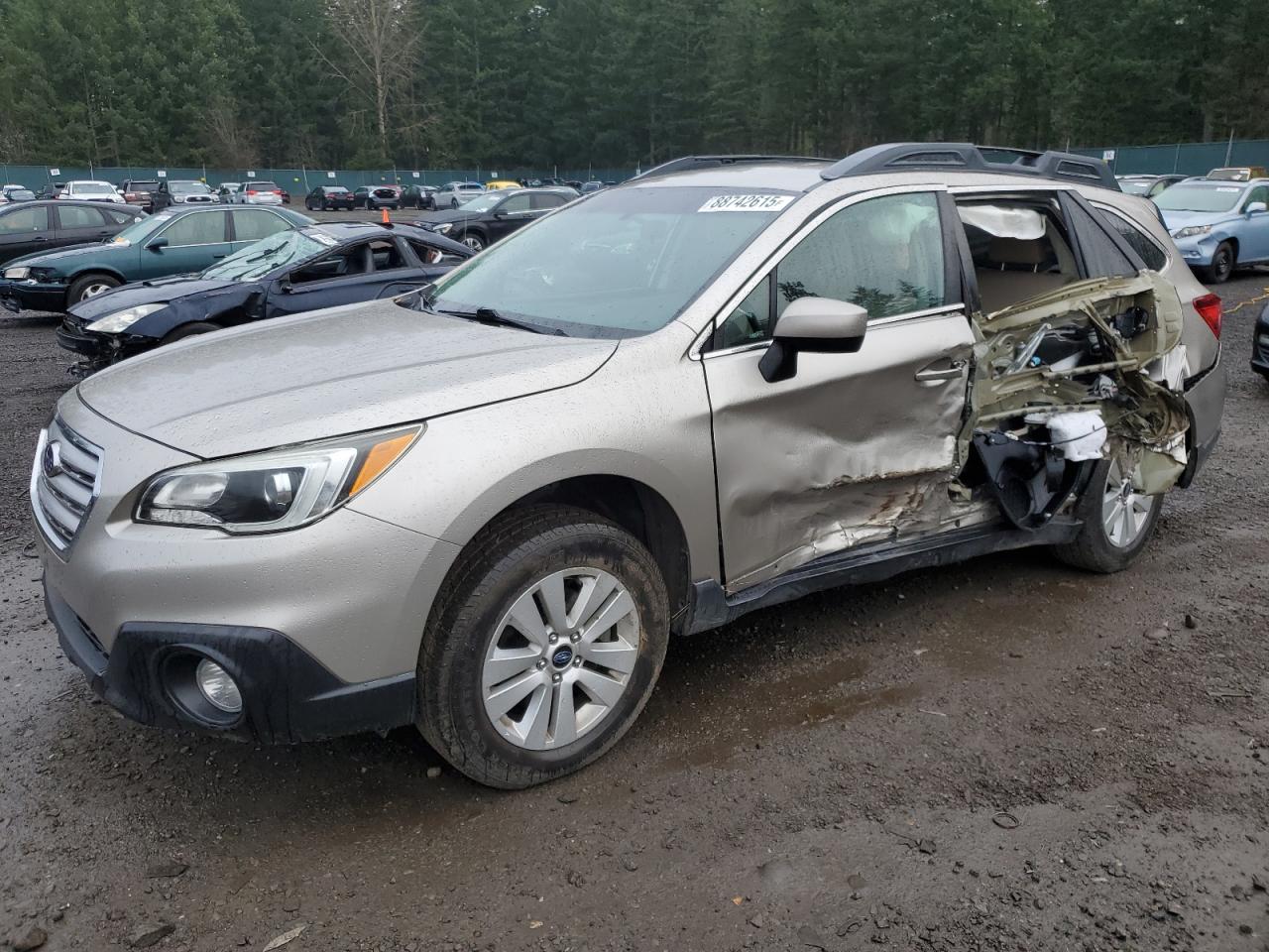 SUBARU OUTBACK 2. 2015