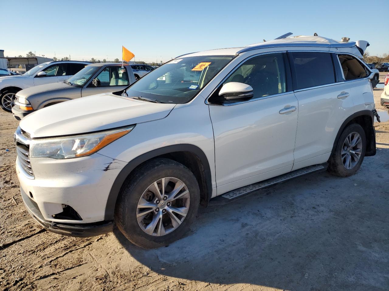 TOYOTA HIGHLANDER 2015