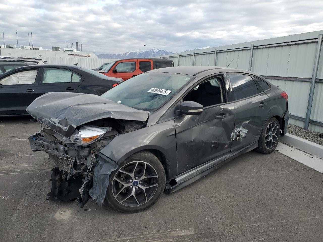 FORD FOCUS SE 2015