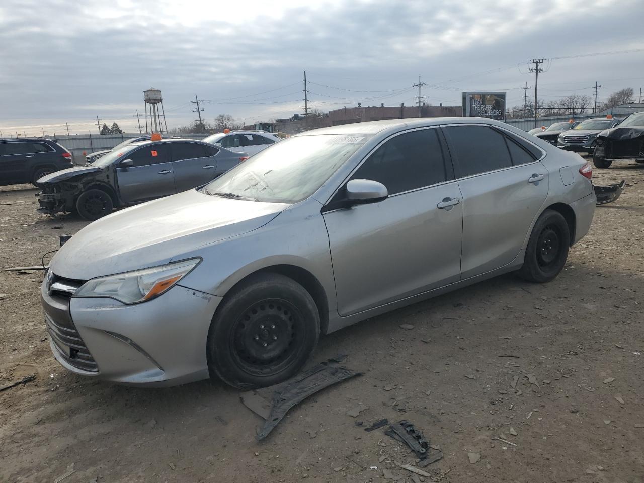 TOYOTA CAMRY LE 2015