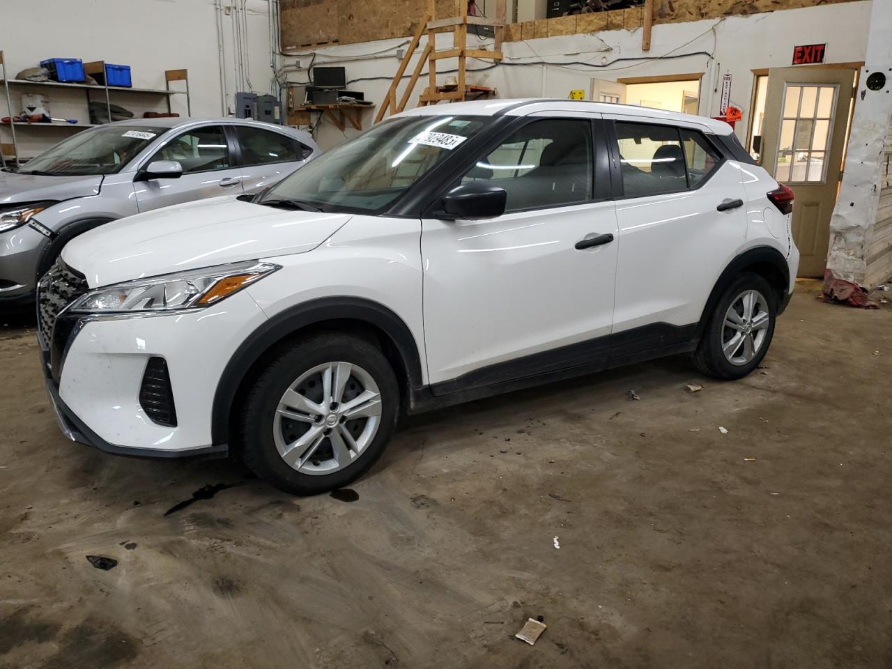 NISSAN KICKS S 2022