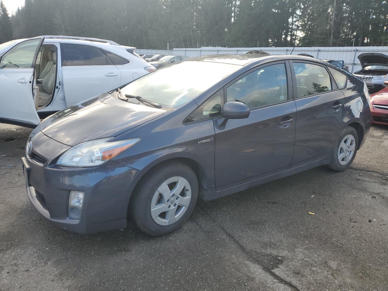 TOYOTA PRIUS 2011