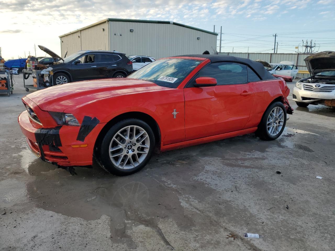 FORD MUSTANG 2013