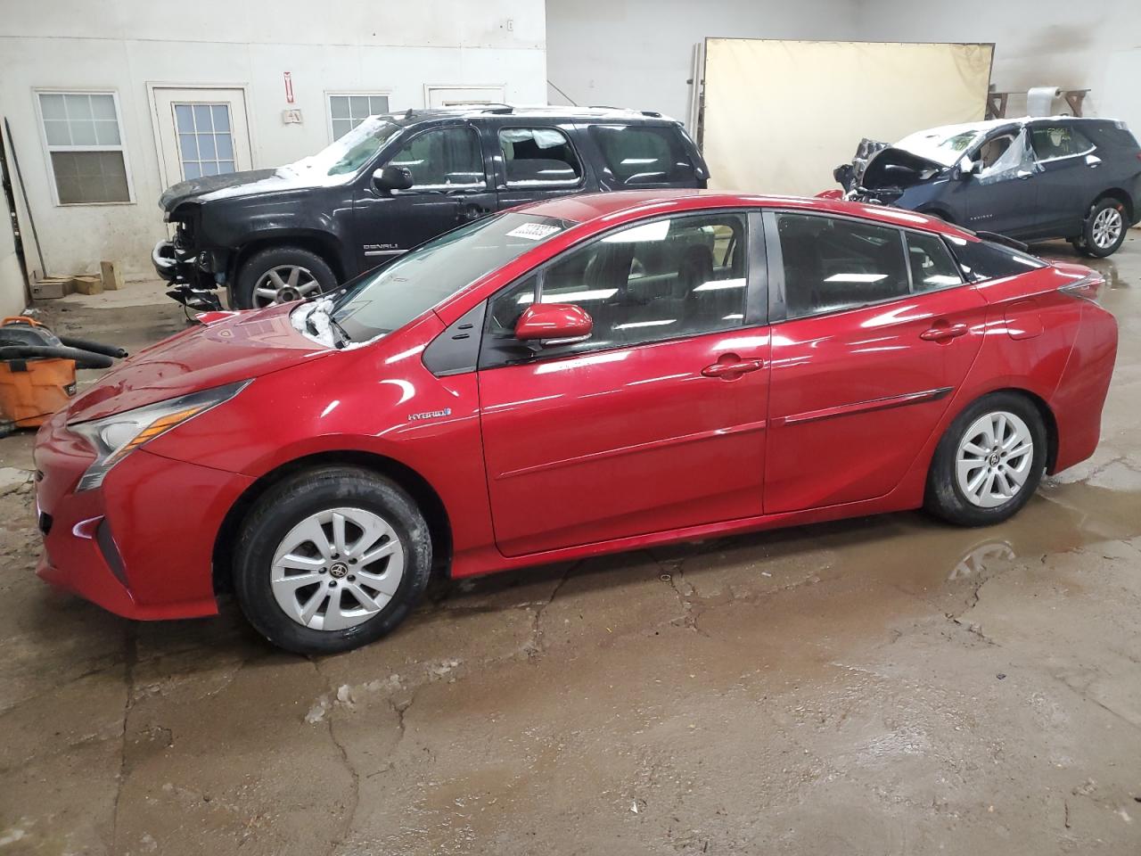 TOYOTA PRIUS 2016