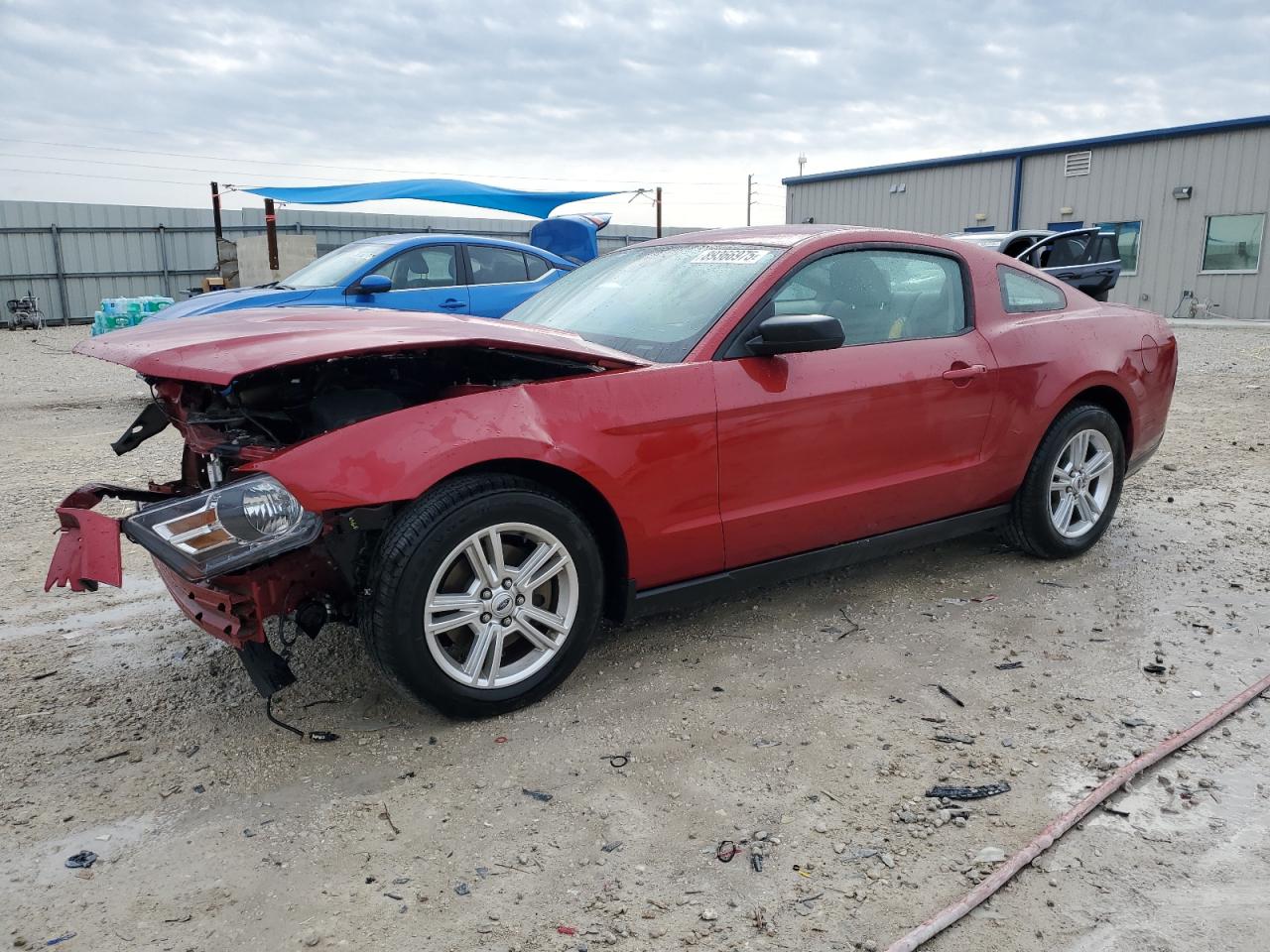 FORD MUSTANG 2011