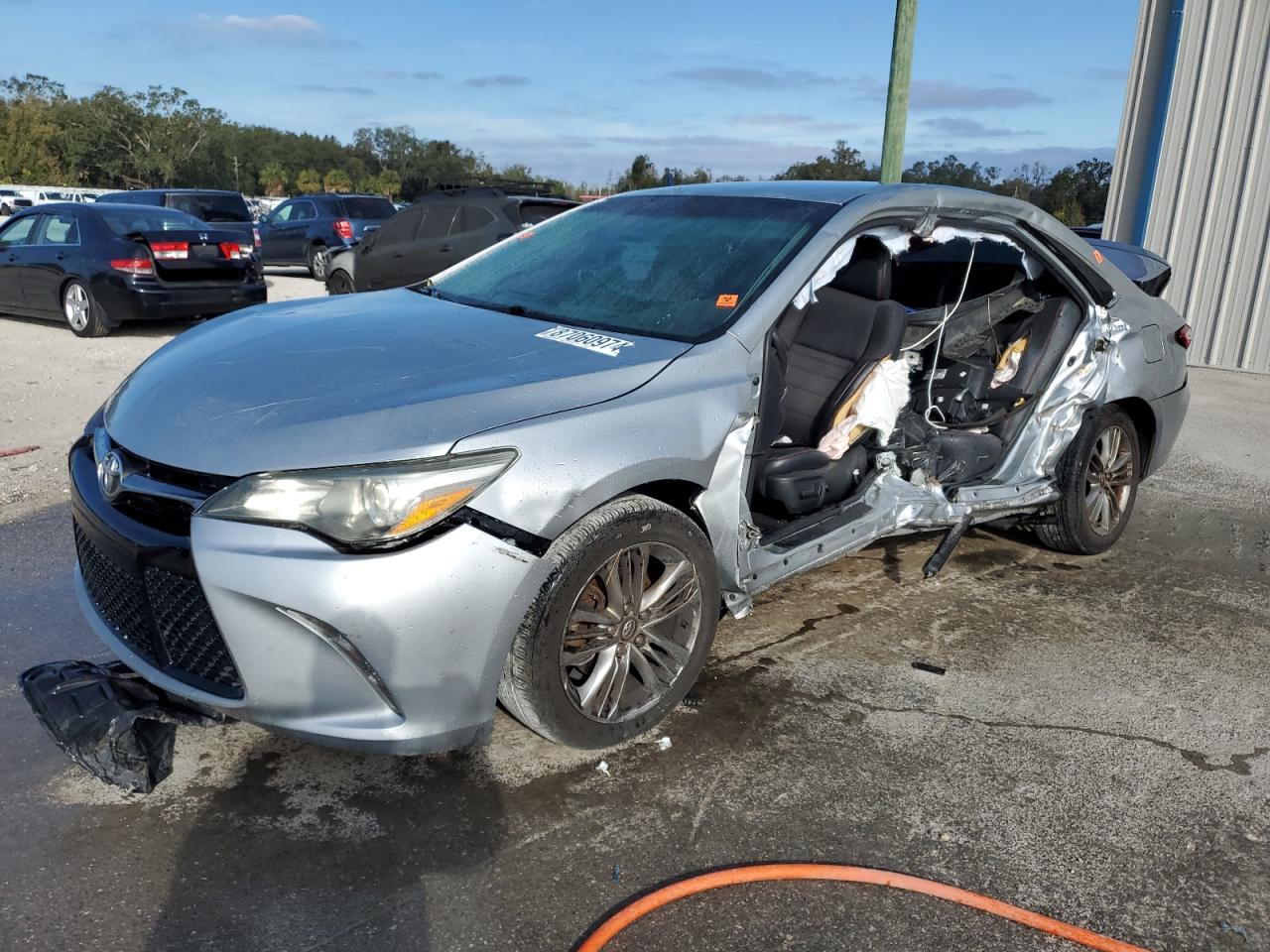 TOYOTA CAMRY LE 2017