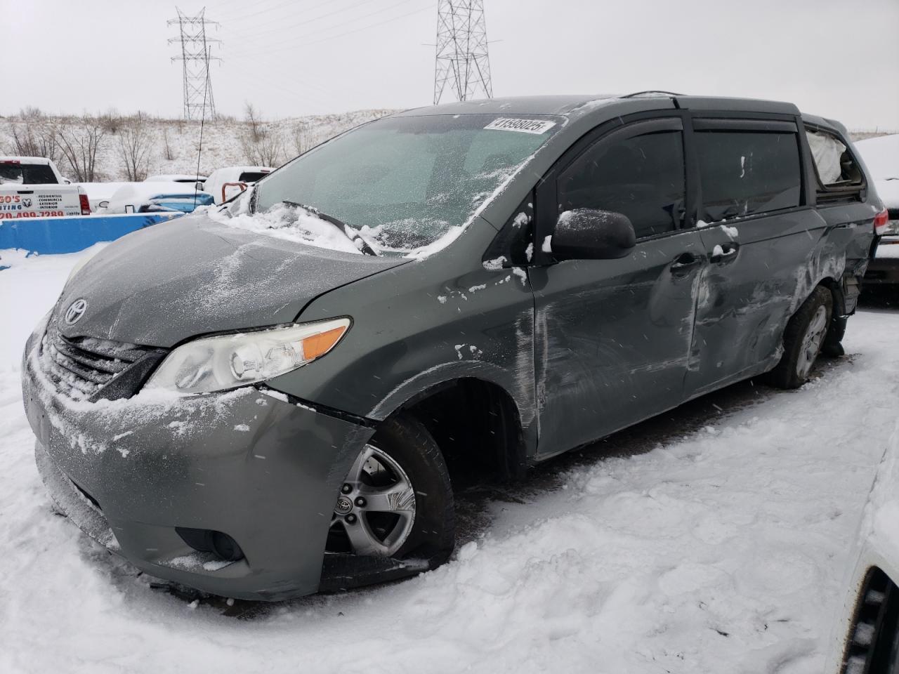 TOYOTA SIENNA 2014
