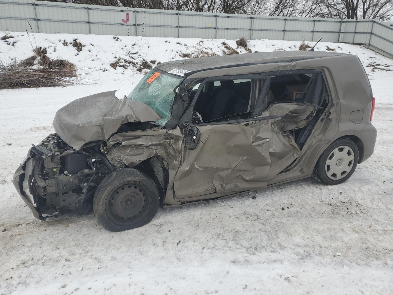 TOYOTA SCION XB 2012