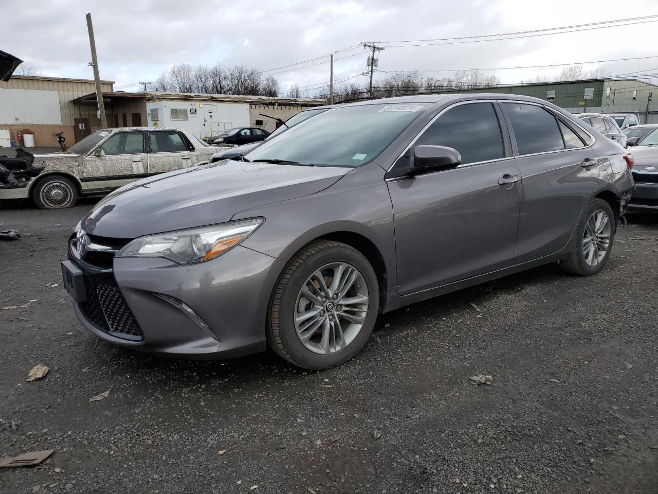 TOYOTA CAMRY LE 2017