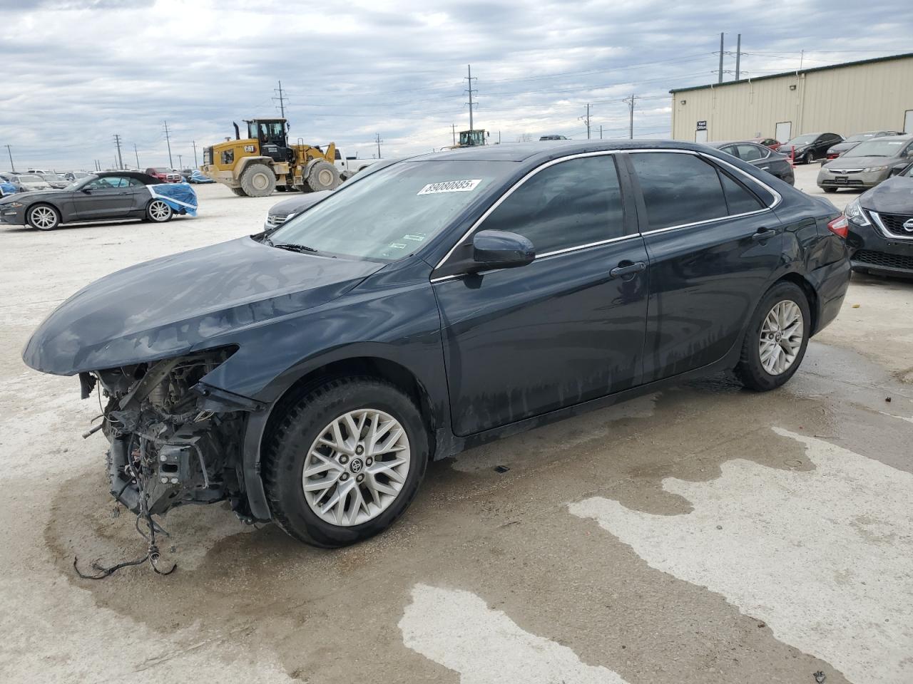TOYOTA CAMRY LE 2016