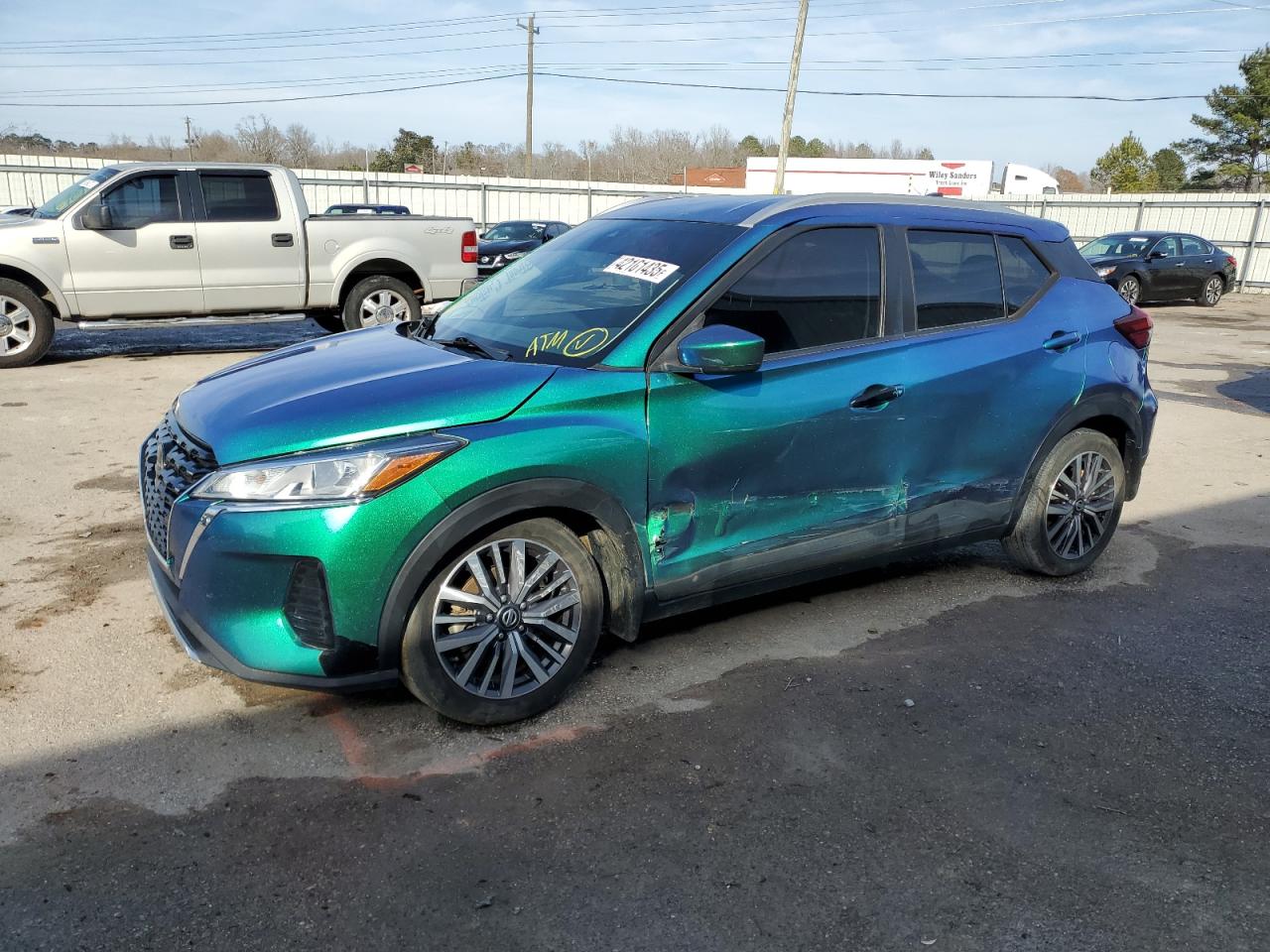 NISSAN KICKS SV 2021