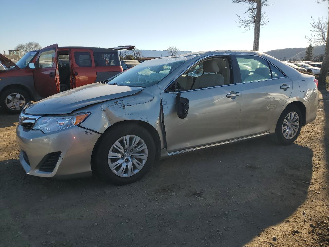 TOYOTA CAMRY L 2014