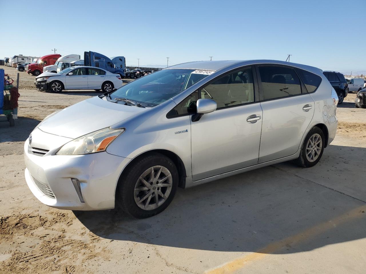 TOYOTA PRIUS V 2014
