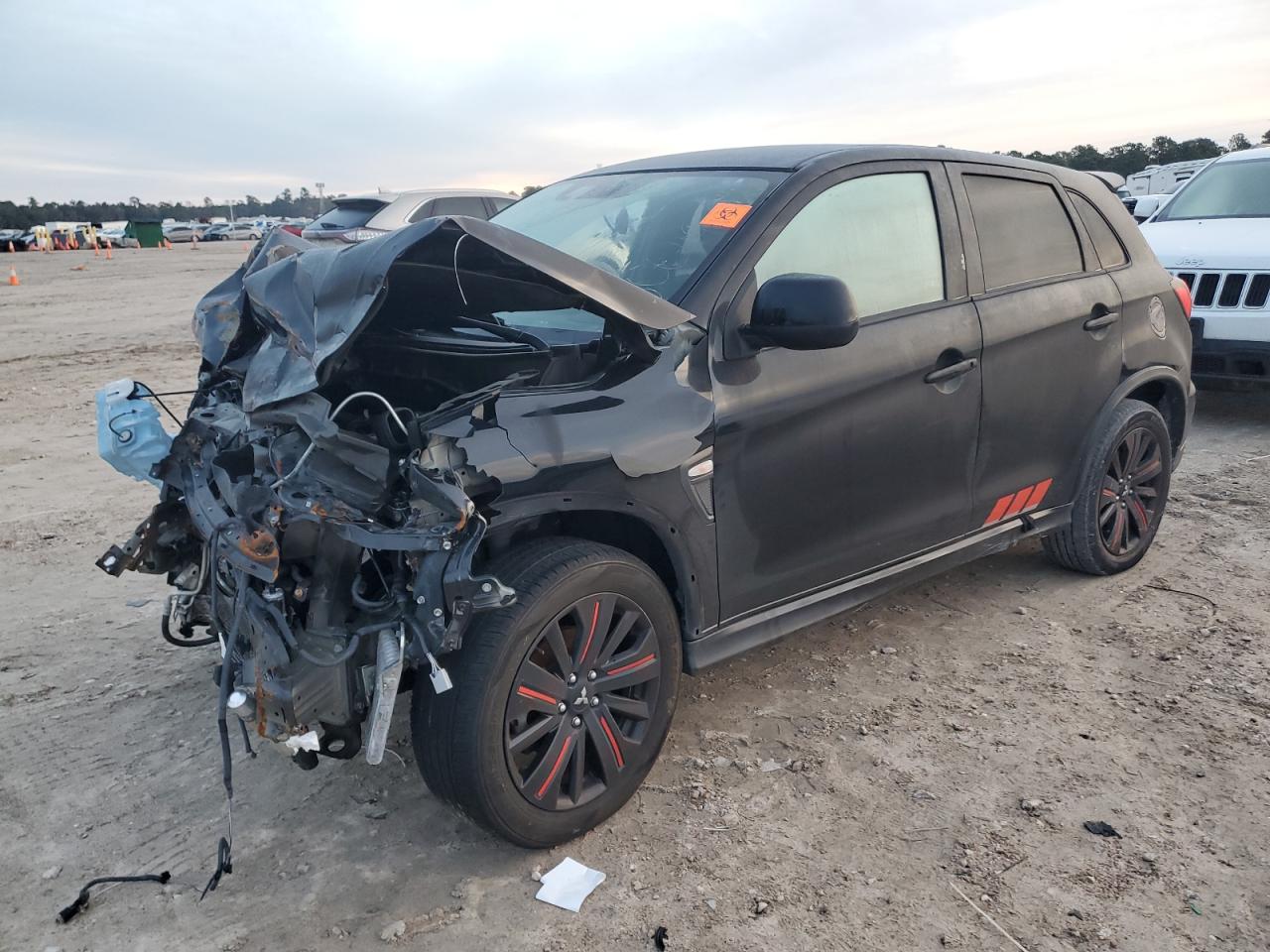 MITSUBISHI OUTLANDER 2021