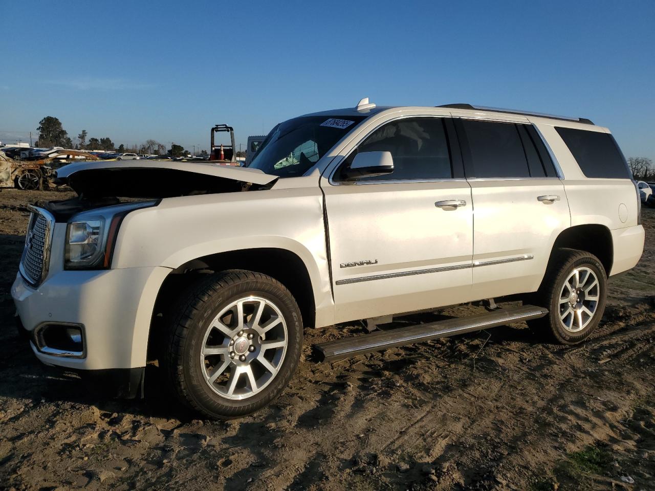 GMC YUKON DENA 2015
