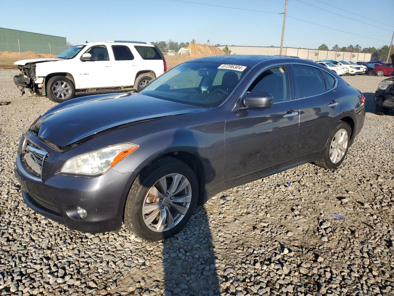 INFINITI M37 X 2011