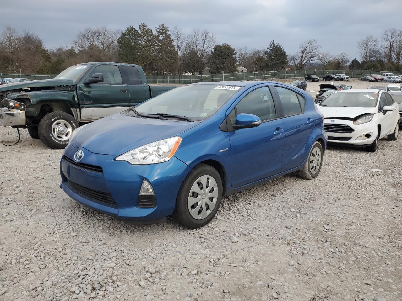 TOYOTA PRIUS C 2014