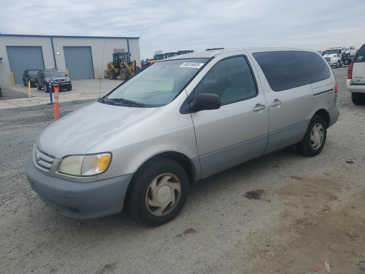 TOYOTA SIENNA CE 2001