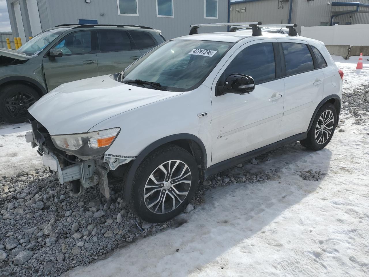MITSUBISHI OUTLANDER 2016