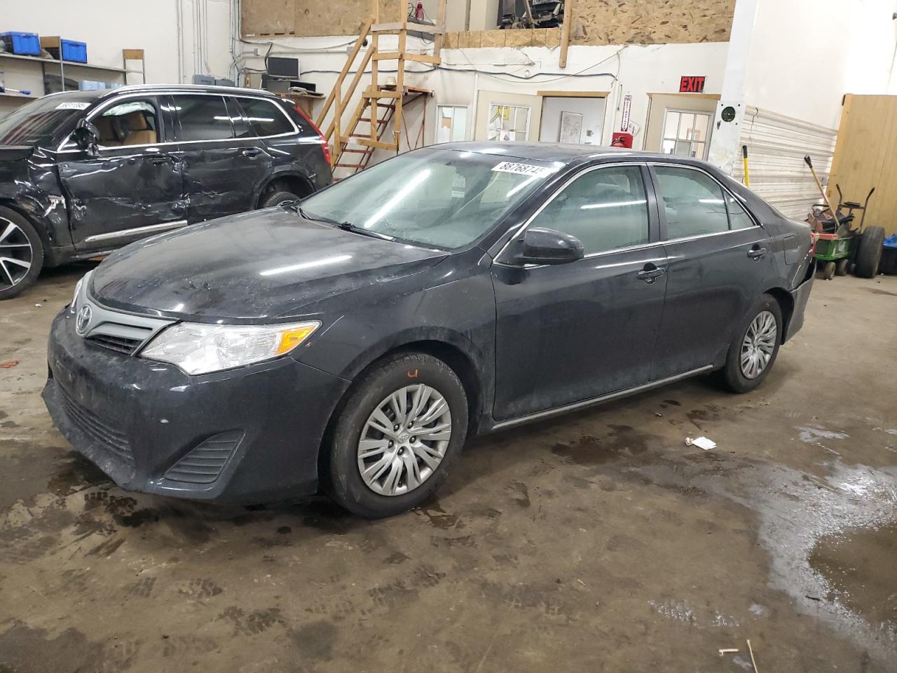 TOYOTA CAMRY BASE 2012