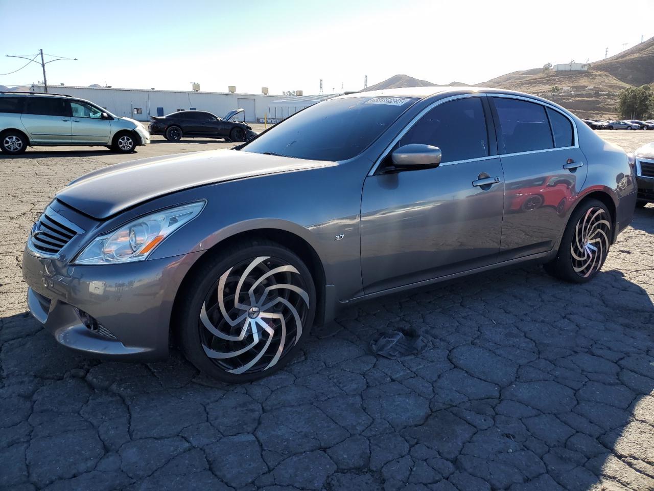 INFINITI Q40 2015
