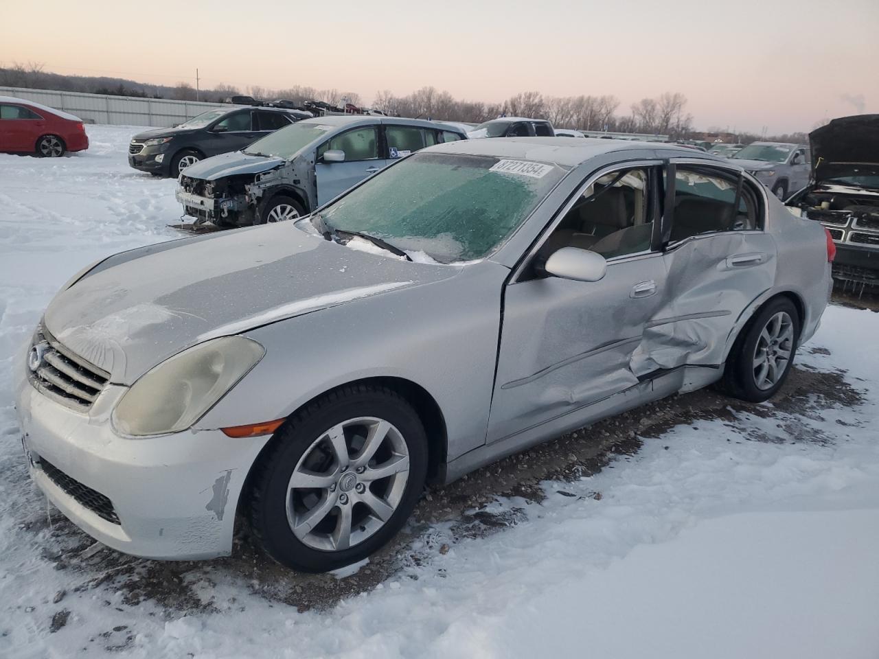 INFINITI G35 2005
