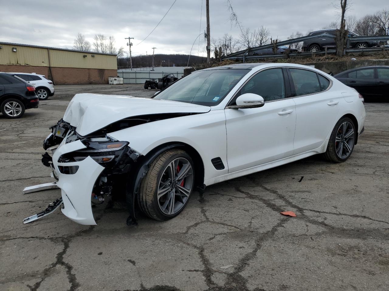GENESIS G70 BASE 2024