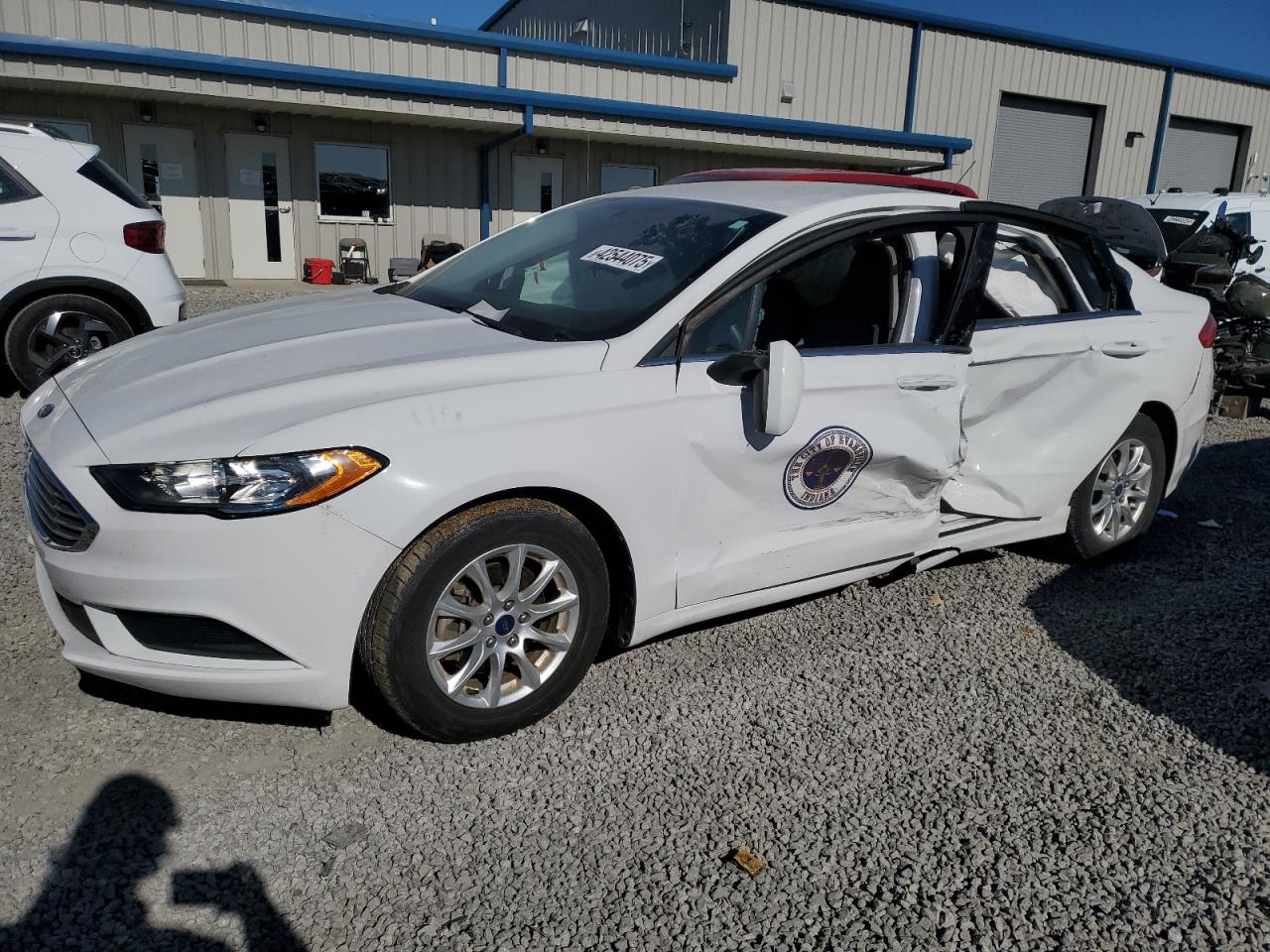 FORD FUSION S 2017